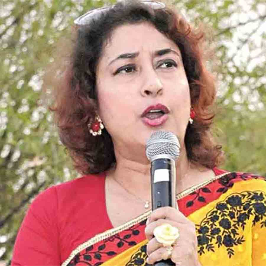 শতাব্দী রায়।