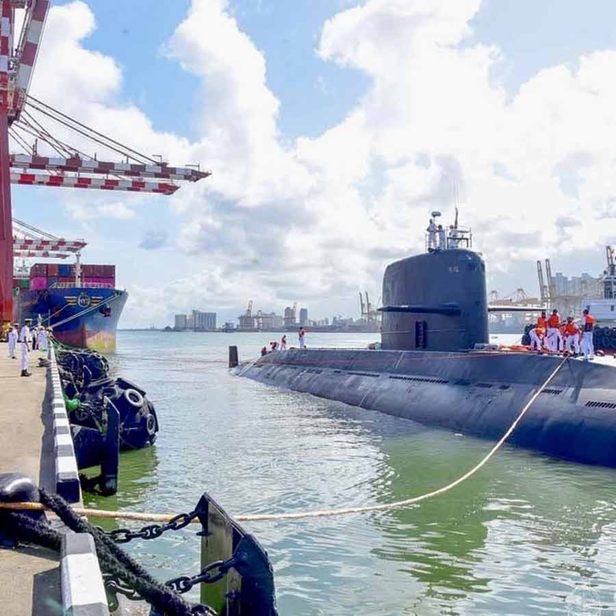 Pakistan Plans to Deploy Chinese-Made Hangor-Class Submarine in Bay of Bengal, Says Report