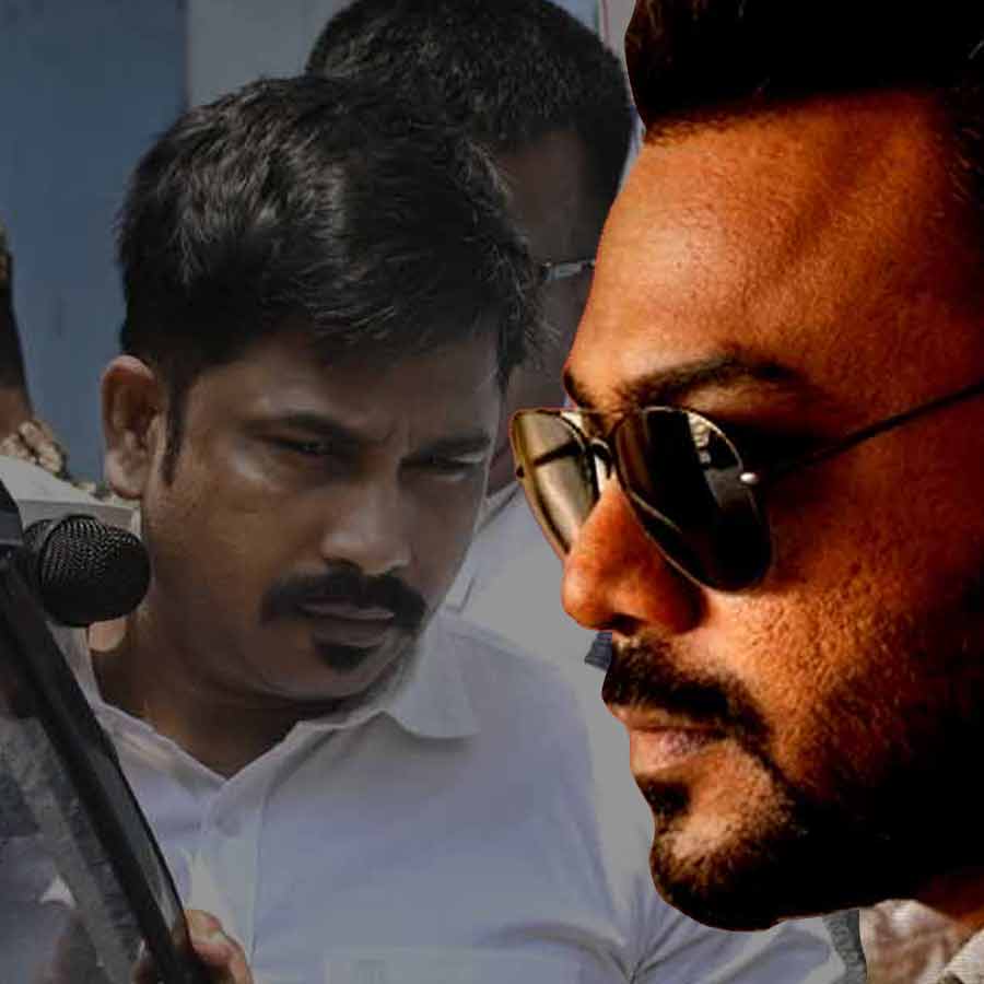 (বাঁ দিকে) সোনা পাপ্পু এবং জয় কামদার (ডান দিকে)।