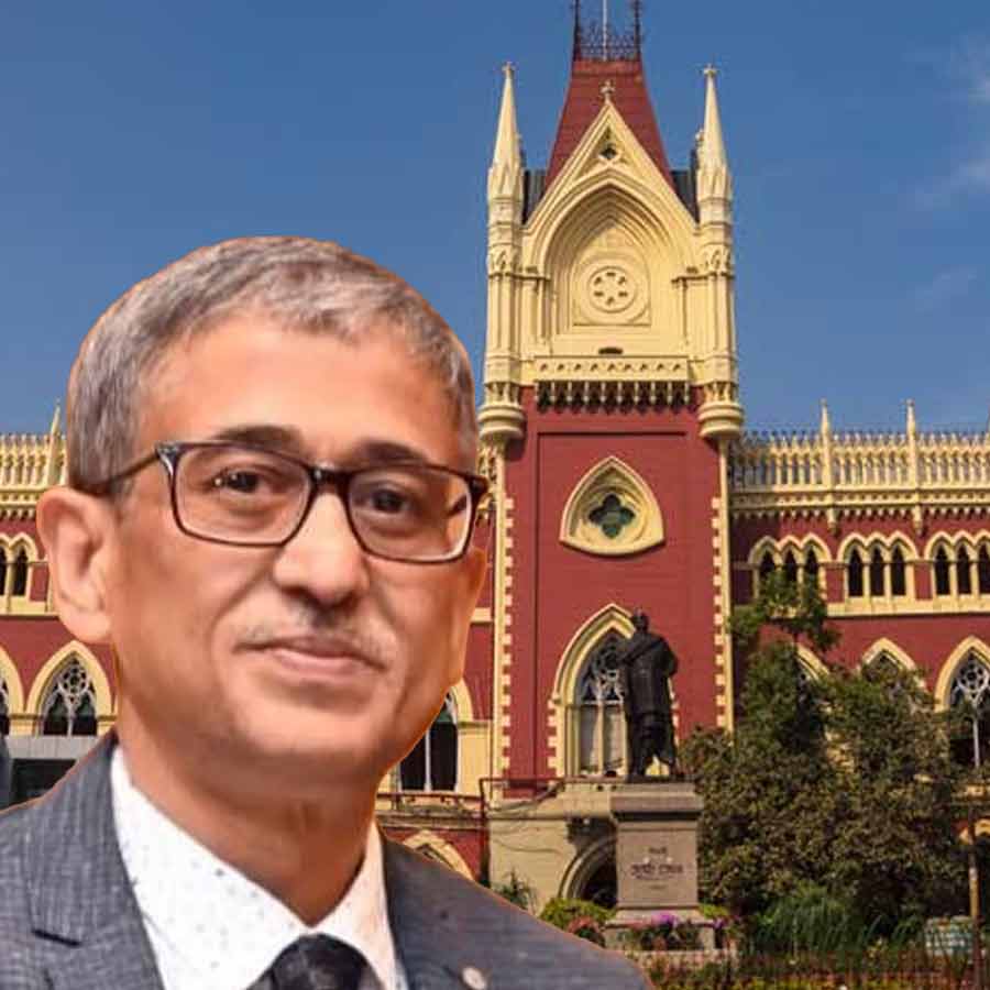 কলকাতা হাই কোর্টের ভারপ্রাপ্ত প্রধান বিচারপতি তপোব্রত চক্রবর্তী।