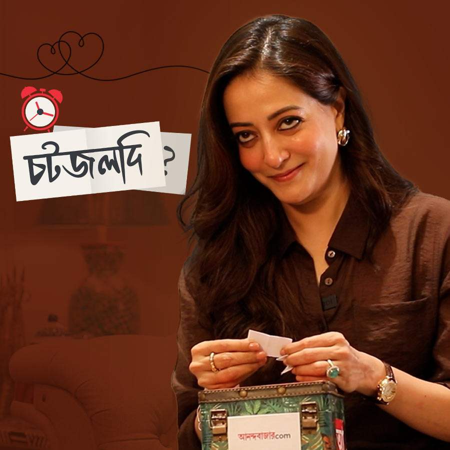 Actress Raima Sen gets candid in Anandabazar.com’s Rapid Fire Round dgtl