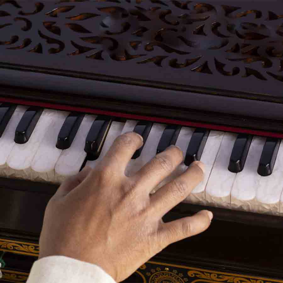 Polaris in the world of Music in Bengal
