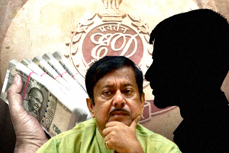 From ration scam to disproportionate assets, know rise and fall of Jyotipriya Mallick who quitted from all TMC posts