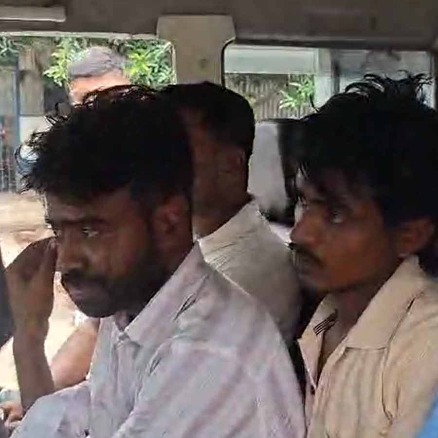 Several arrested following BJP-TMC clash outside Kolkata airport