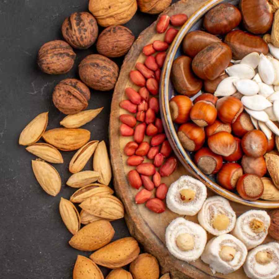 কোন কোন বাদাম খেলে স্মৃতিশক্তি বাড়বে?