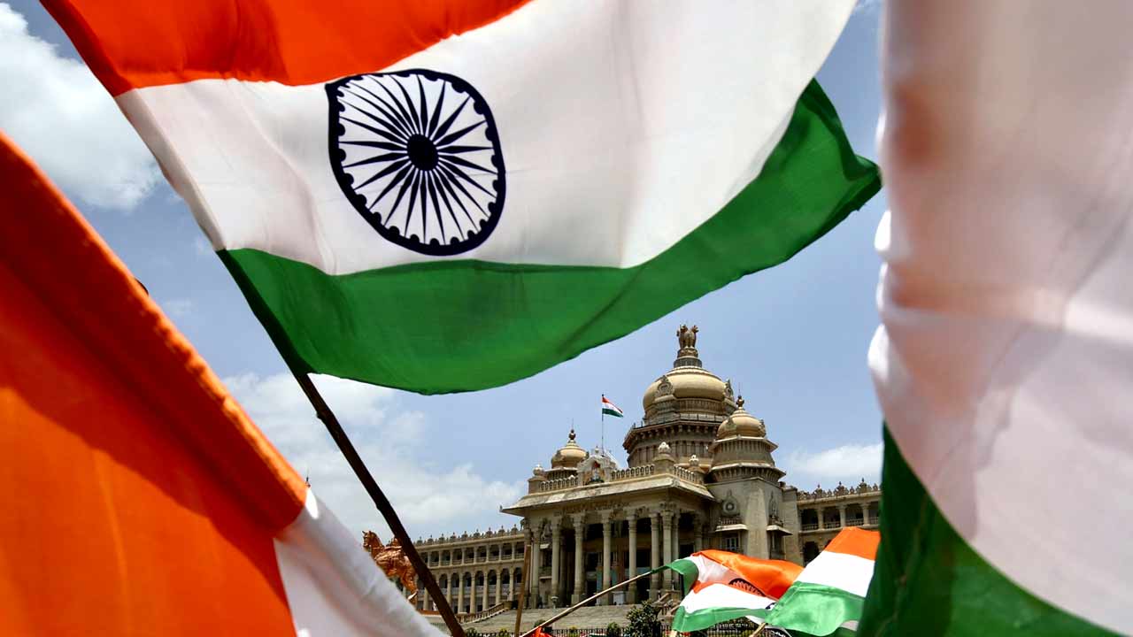 Does China have a caste system like India, what is Hukou in Beijing’s society