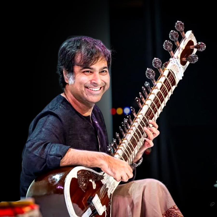 পূর্বায়ন চট্টোপাধ্যায়।