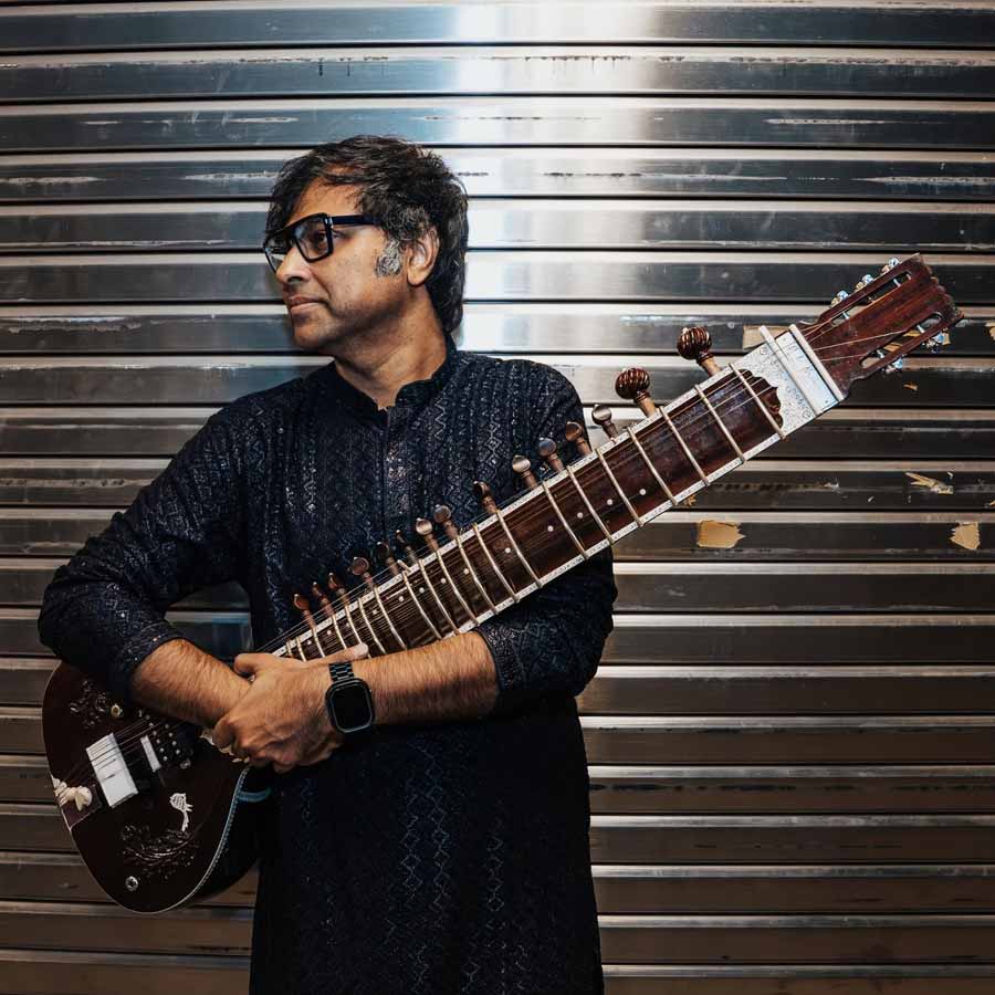 সঙ্গীতেরও বিবর্তন হয়। 