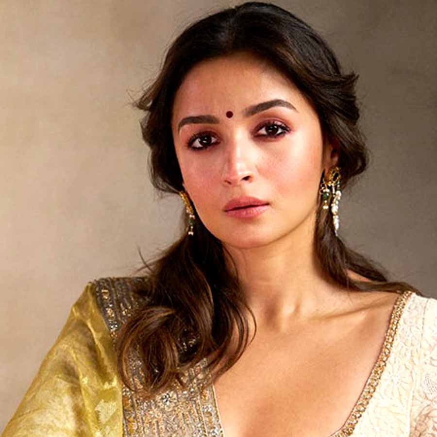 আলিয়ার ছবির সেটে অঘটন।