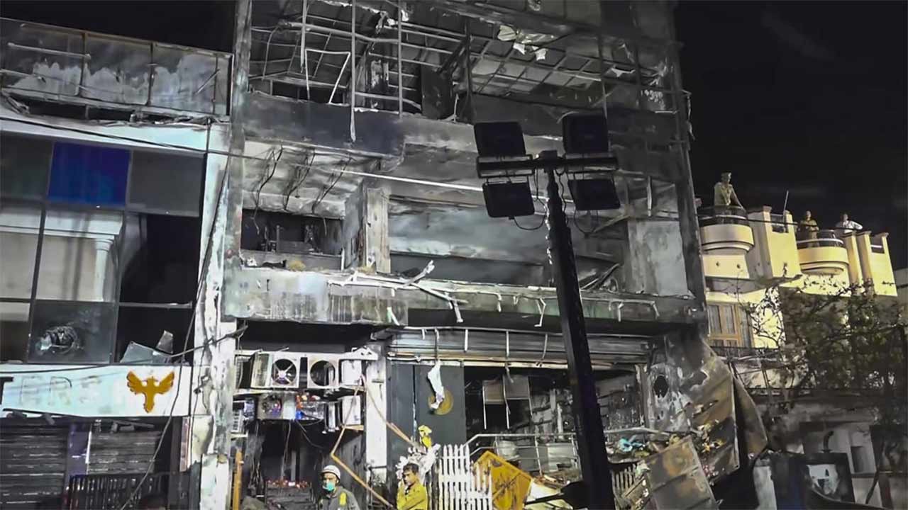 Last calls from Lucknow fire victims to families