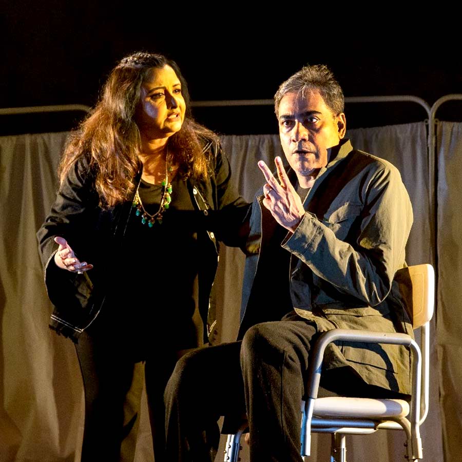 Kaushik Sen talks about his new version of Macbeth and Other Political Issues dgtl