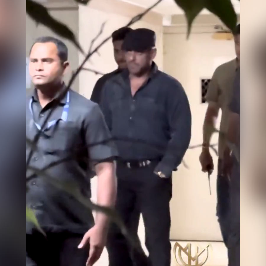 সুপ্রিয়া সুলের মেয়ের বিয়েতে সলমন খান।