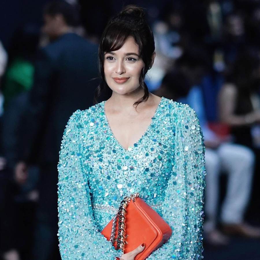 Yuvika Chaudhary shares her tips to get glass skin dgtl