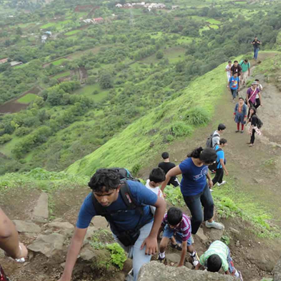 Who Is Siya Goyal, the 20-Year-Old Pune Woman Accused of Pushing Her Fiancé to Death at Lohagad Fort