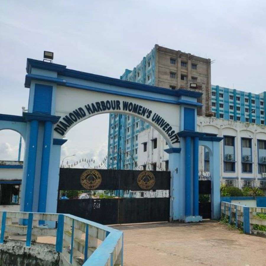Diamond Harbour Women’s University Offers Higher Education Opportunities in Bengali, History and More dgtl