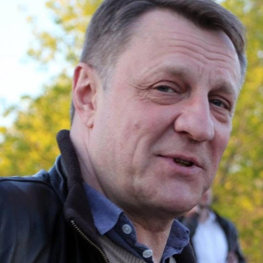 Russian Journalist Who Revealed Vladimir Putin's Alleged Relationship With a Gymnast Dies Mysteriously