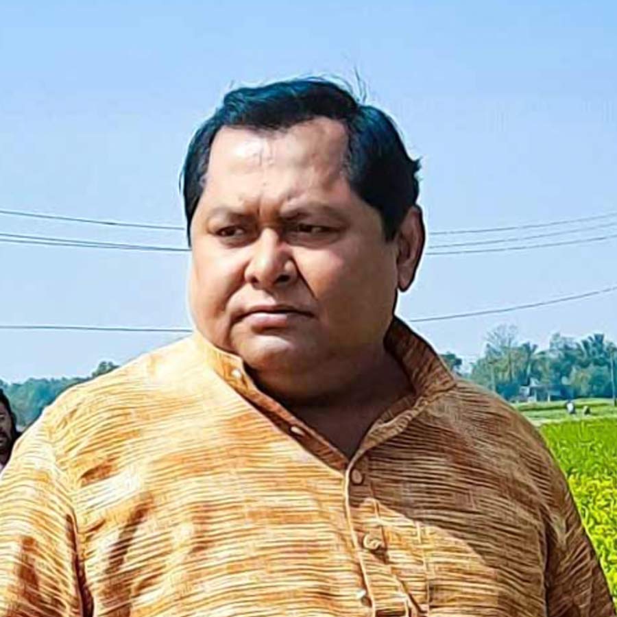 ‘লগা চুনরি মে দাগ’ ছবির শুটিং করতে গিয়ে কী অভিজ্ঞতার সম্মুখীন হন খরাজ?