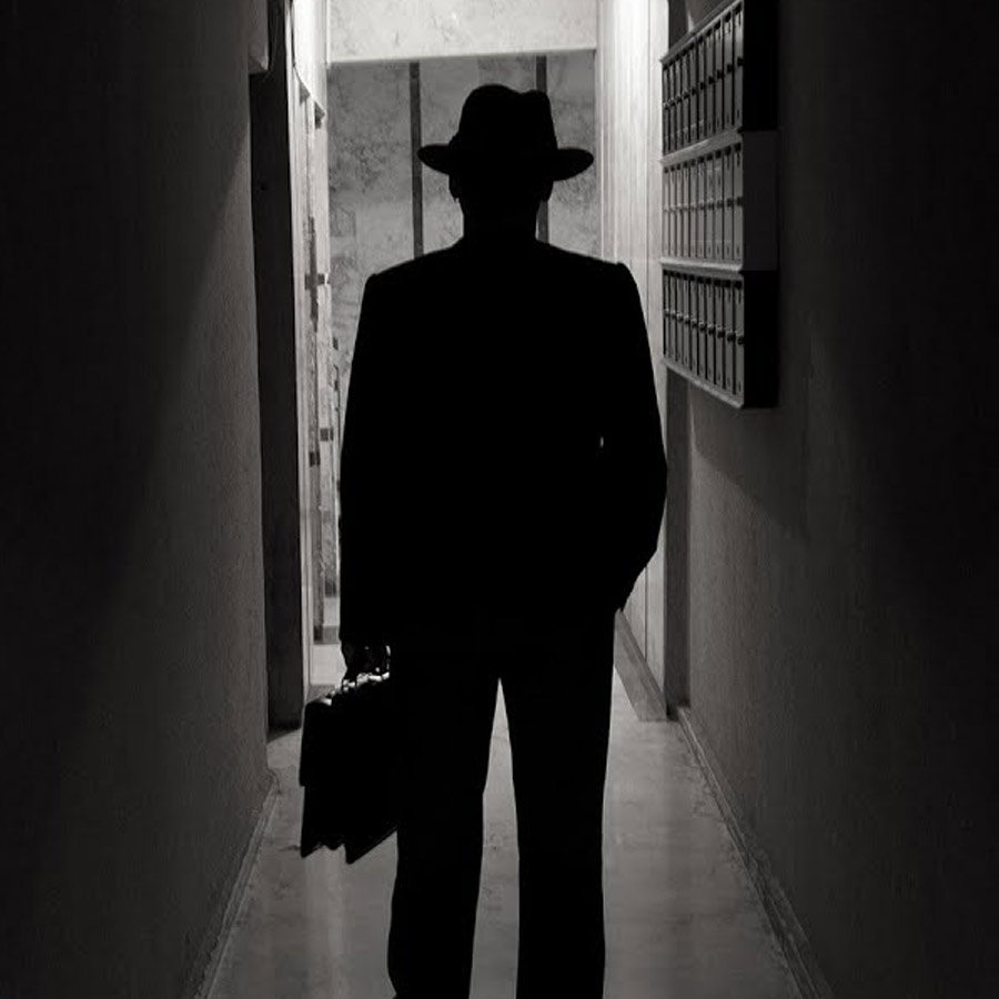 Ex-CIA Officer Reveals How Russia Allegedly Builds Deep-Cover spies From a Young Age