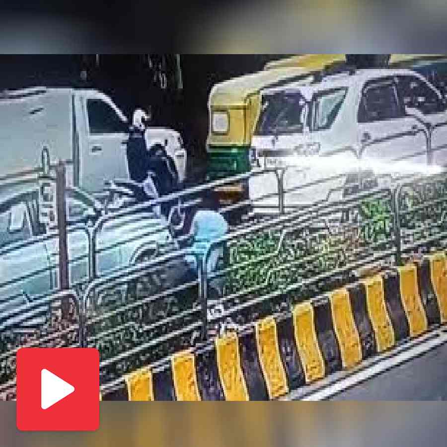 Labour died by electrocution during work, video surfaced dgtl