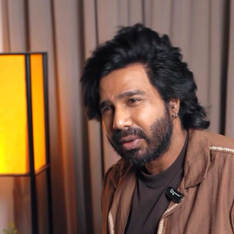 গত ৩-৪ বছর ধরে তিনি একটি অটোইমিউন রোগের সঙ্গে লড়াই করছেন অভিনেতা।