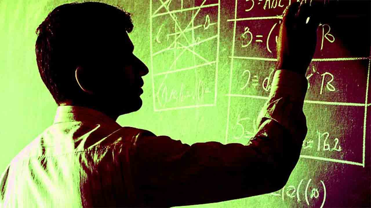 Vocational teachers and instructors dissatisfied despite salary hike