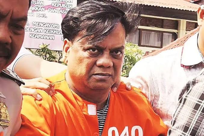 পুলিশের দাবি অনুযায়ী, নিহত সৎপাল ওরফে সত্তু কুখ্যাত ছোটা রাজন গ্যাংয়ের সদস্য ছিলেন। চণ্ডীগড়ের রামদরবার সেক্টর-৩২ এলাকার বাসিন্দা সত্তুর বাবার নাম মুন্নু রাম। পুলিশ জানিয়েছে, তিনি ওই অপরাধীচক্রে শুটার হিসাবে কাজ করতেন। তাঁর বিরুদ্ধে তিনটি রাজ্য জুড়ে ২৪টিরও বেশি ফৌজদারি মামলা নথিভুক্ত ছিল। এ সব মামলার মধ্যে হত্যা, ডাকাতি, ধর্ষণ, অপহরণ-সহ একাধিক গুরুতর অপরাধের অভিযোগ রয়েছে বলে পুলিশ জানিয়েছে।