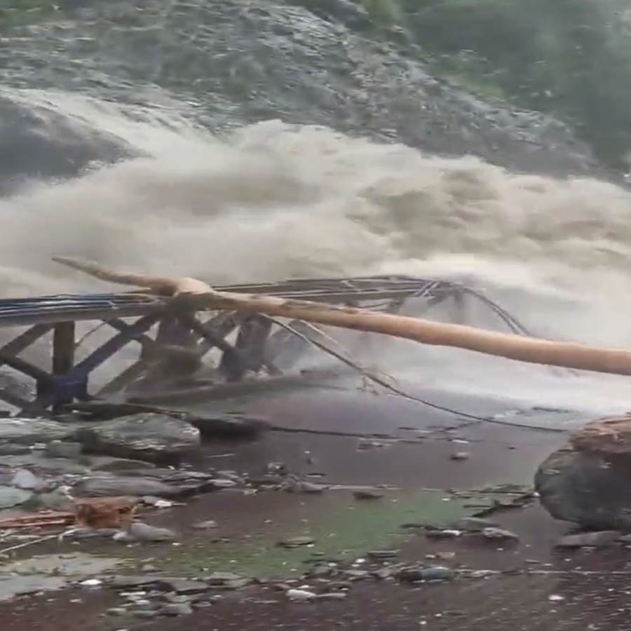 Flood like situation in Alipurduar, landslide, normal life disrupted in several places of North Bengal dgtld