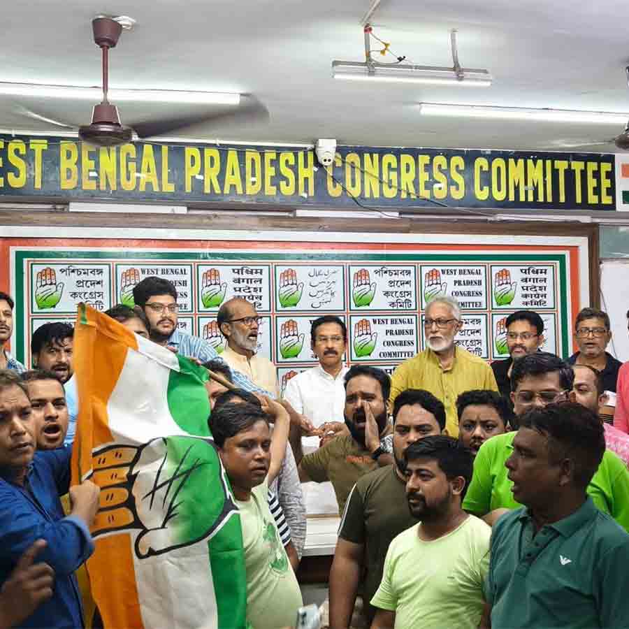 TMC workers join Congress