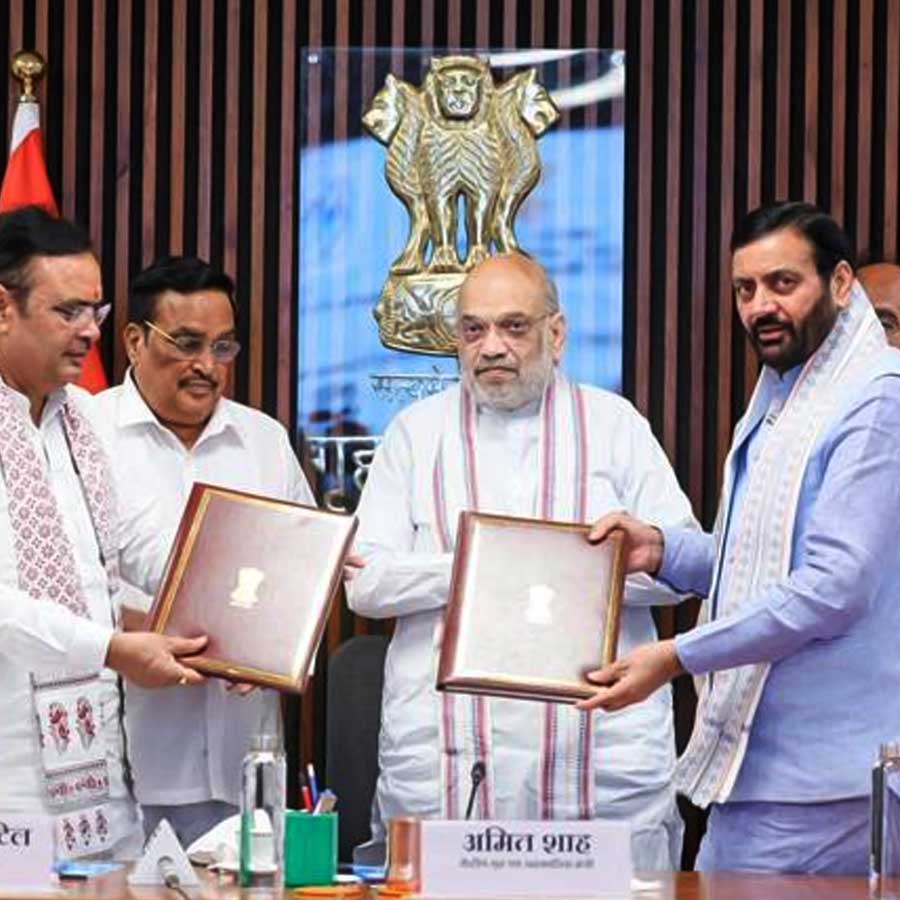 In the presence of Union Home Minister Amit Shah, the governments of Rajasthan and Haryana inks an agreement for construction and implementation of Yamuna Water Project