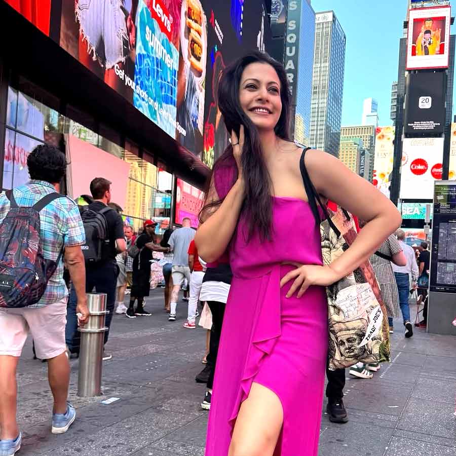 Actress Koel Mallick went on a Trip to USA with parents