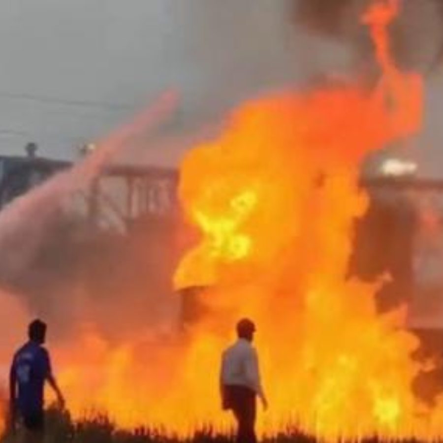 Fire breaks out in Naphtha Pipeline of Haldia, several workers hospitalized dgtld