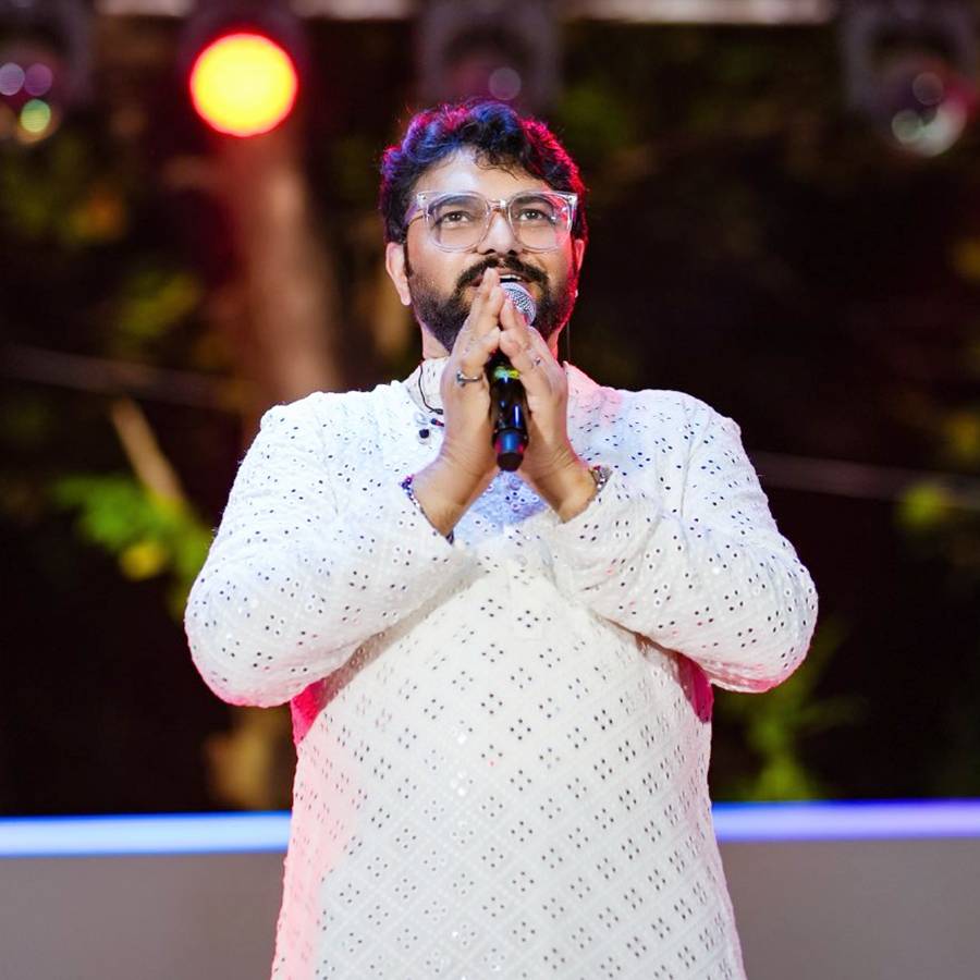 গানে থাকবেন বাবুল সুপ্রিয়, রাজনীতিতেও।