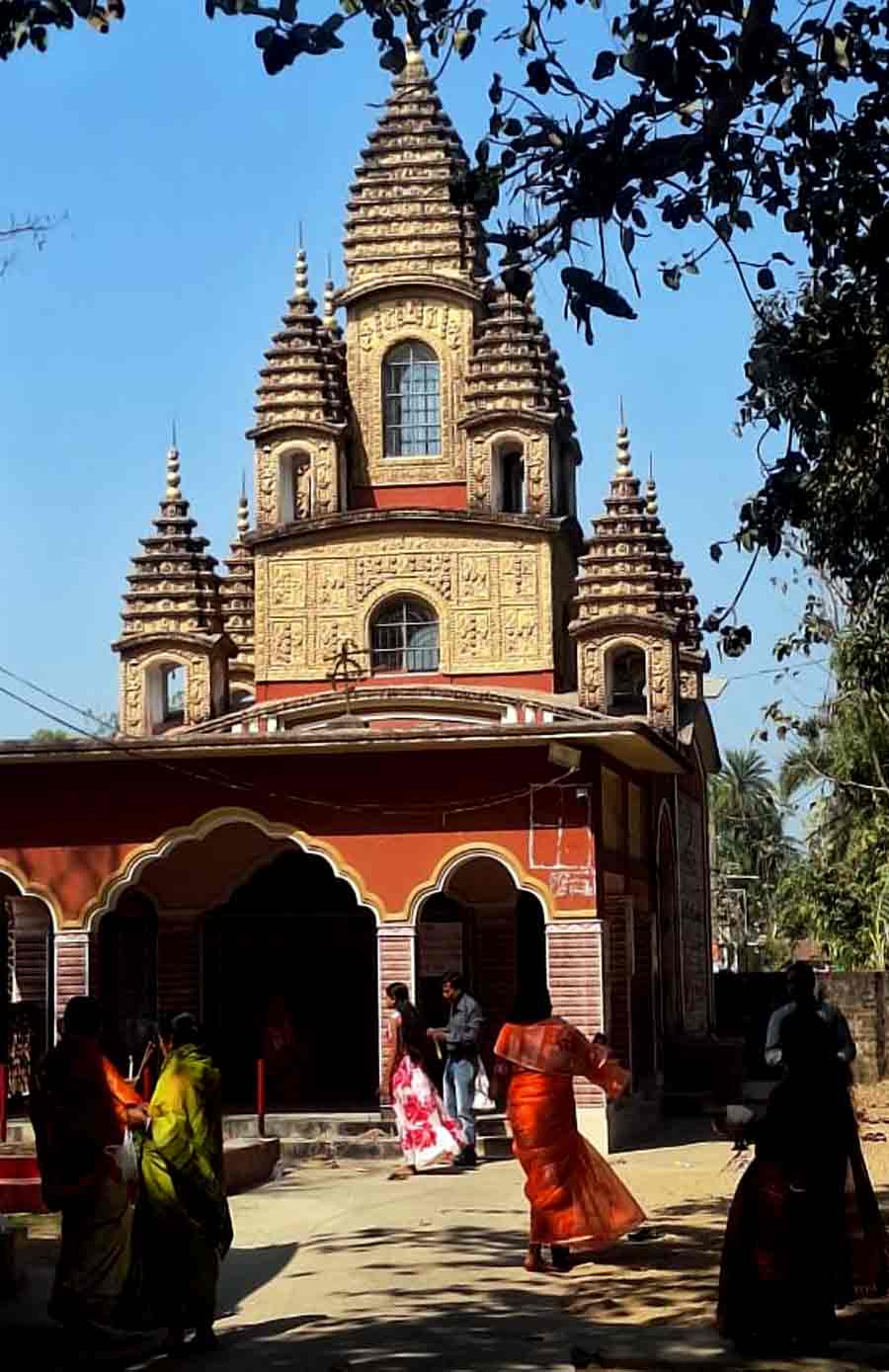 দেশকালীর মন্দির।