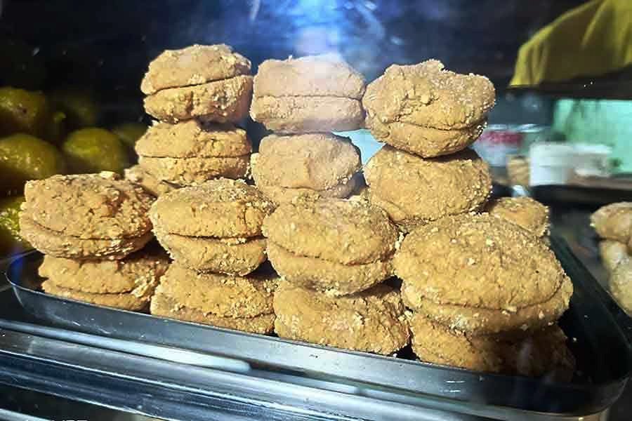 গুঁপো সন্দেশ।