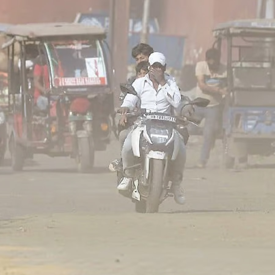 People are facing problems due to road construction works in Howrah
