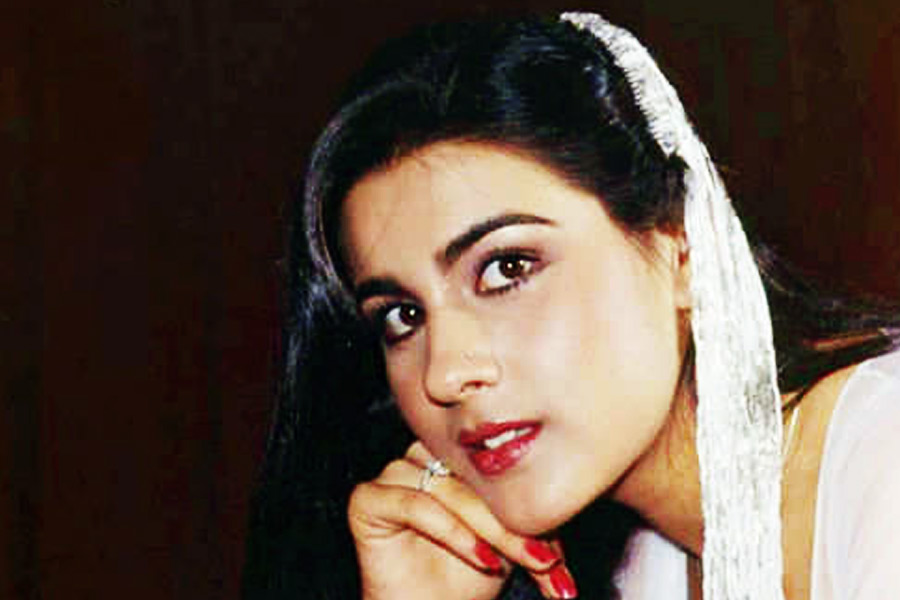 Amrita Singh