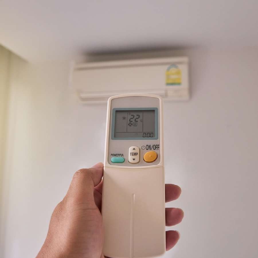 এসি চালাচ্ছেন, তবে নিয়ম না মানলেই বাড়বে ইলেকট্রিকের খরচ।