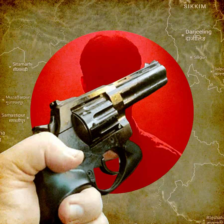 Illegal Firearms and Counterfeits seized in Malda, three persons held by police dgtld