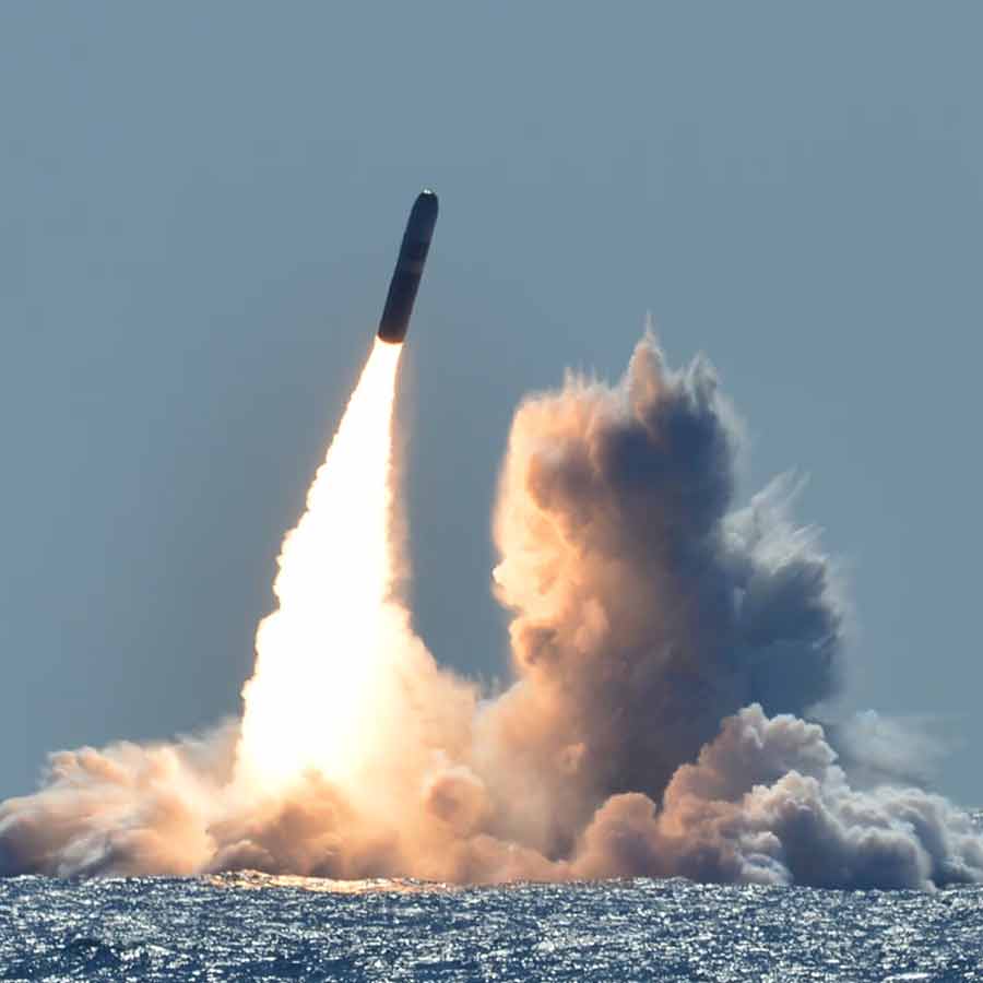 মিনিটম্যান ৩ ক্ষেপণাস্ত্রের পরীক্ষা আমেরিকার। ছবি: সংগৃহীত।