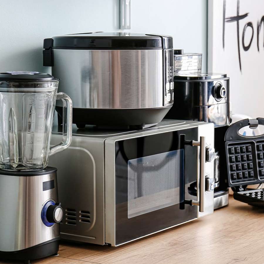 সব যন্ত্রই সমান দরকারি  নয়, হেঁশেলের জিনিস কেনার আগে কেন দু’বার ভাবা দরকার?