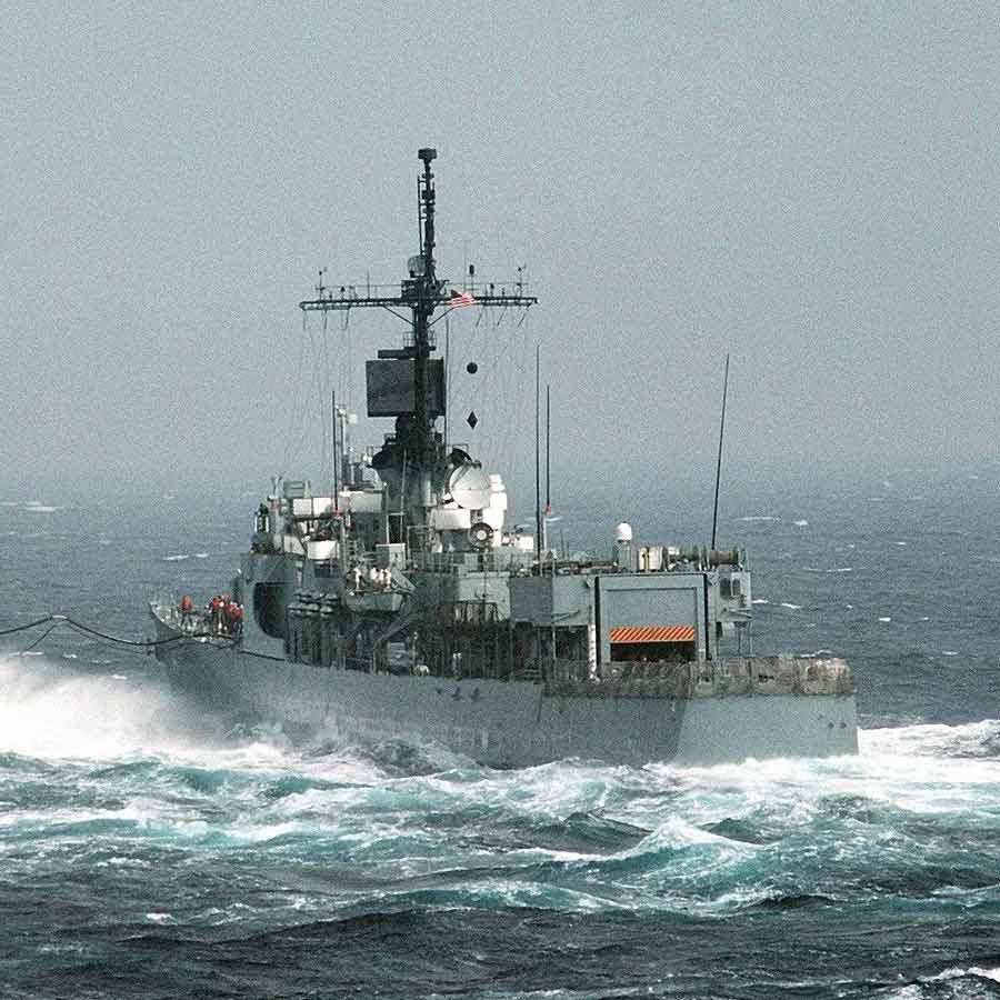 বুধবার শ্রীলঙ্কার উপকূলে ইরানের রণতরীতে হামলা করে মার্কিন ডুবোজাহাজ।