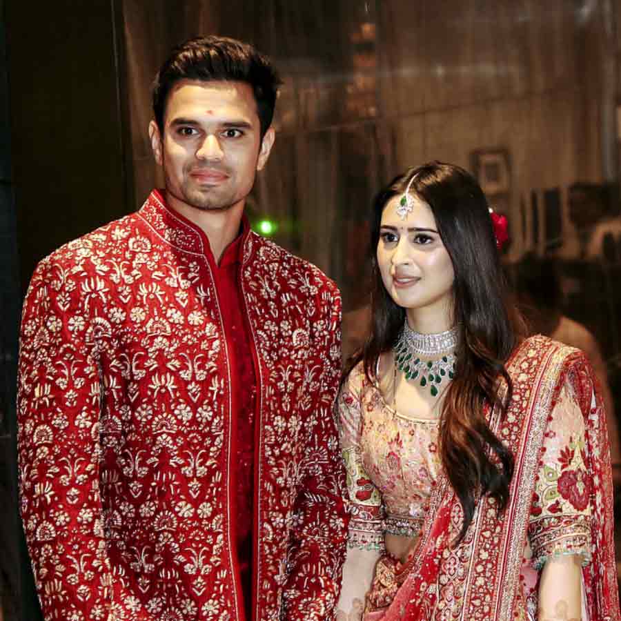 অর্জুন-সানিয়া।