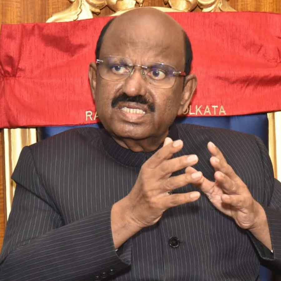 পশ্চিমবঙ্গের রাজ্যপাল সিভি আনন্দ বোস।