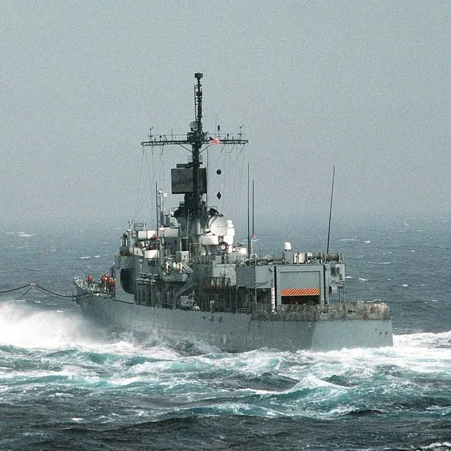 বুধবার শ্রীলঙ্কার উপকূলে ইরানের রণতরীতে হামলা করে মার্কিন ডুবোজাহাজ।