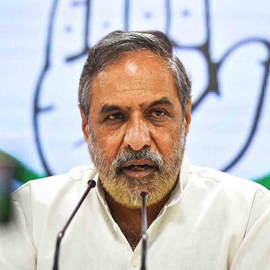 আনন্দ শর্মা।