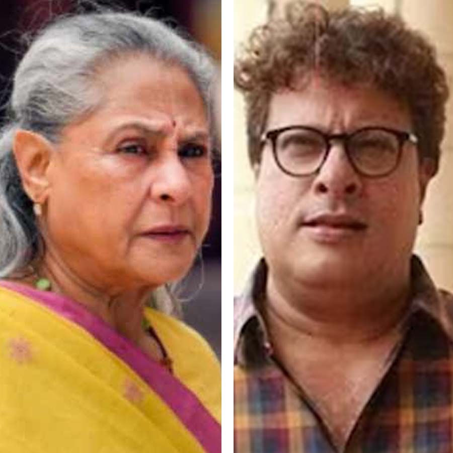 (বাঁ দিকে) জয়া বচ্চন, (ডান দিকে) তিগমাংশু ধুলিয়া।