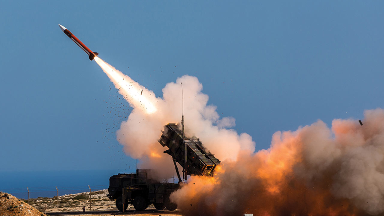 Is US loses three F-15 Eagle fighter jets due to friendly fire in Kuwait amid Iran war