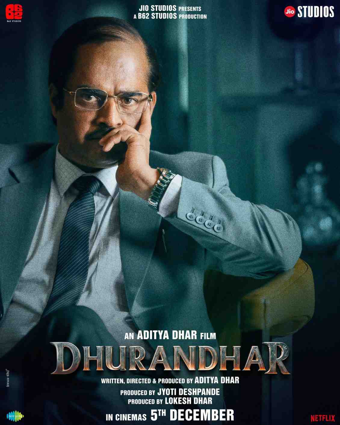 ‘ধুরন্ধর’ ছবিতে ভারতীয় গোয়েন্দা বিভাগের আধিকারিকের চরিত্রে অভিনয় করেছিলেন আর মাধবন। সেই চরিত্রে অভিনয় করে ৯ কোটি টাকা পারিশ্রমিক পেয়েছিলেন তিনি। ‘ধুরন্ধর: দ্য রিভেঞ্জ’ ছবিতেও অভিনয় করবেন তিনি।