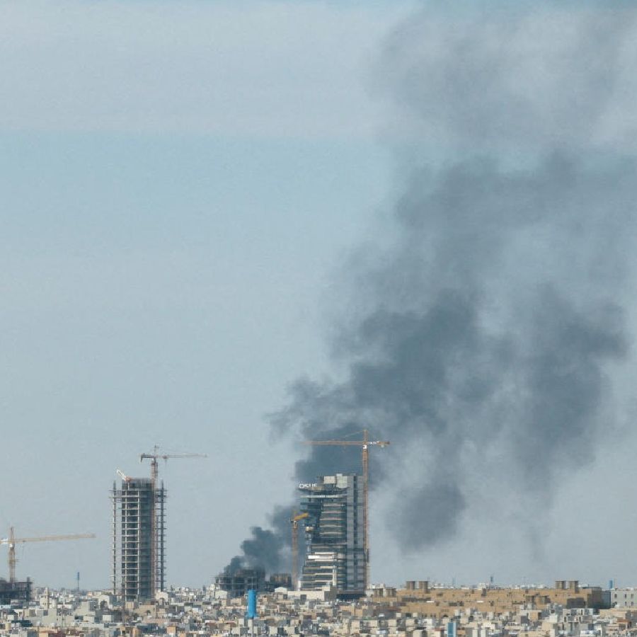 ইরানের হামলার পর সৌদি আরবের পরিস্থিতি।
