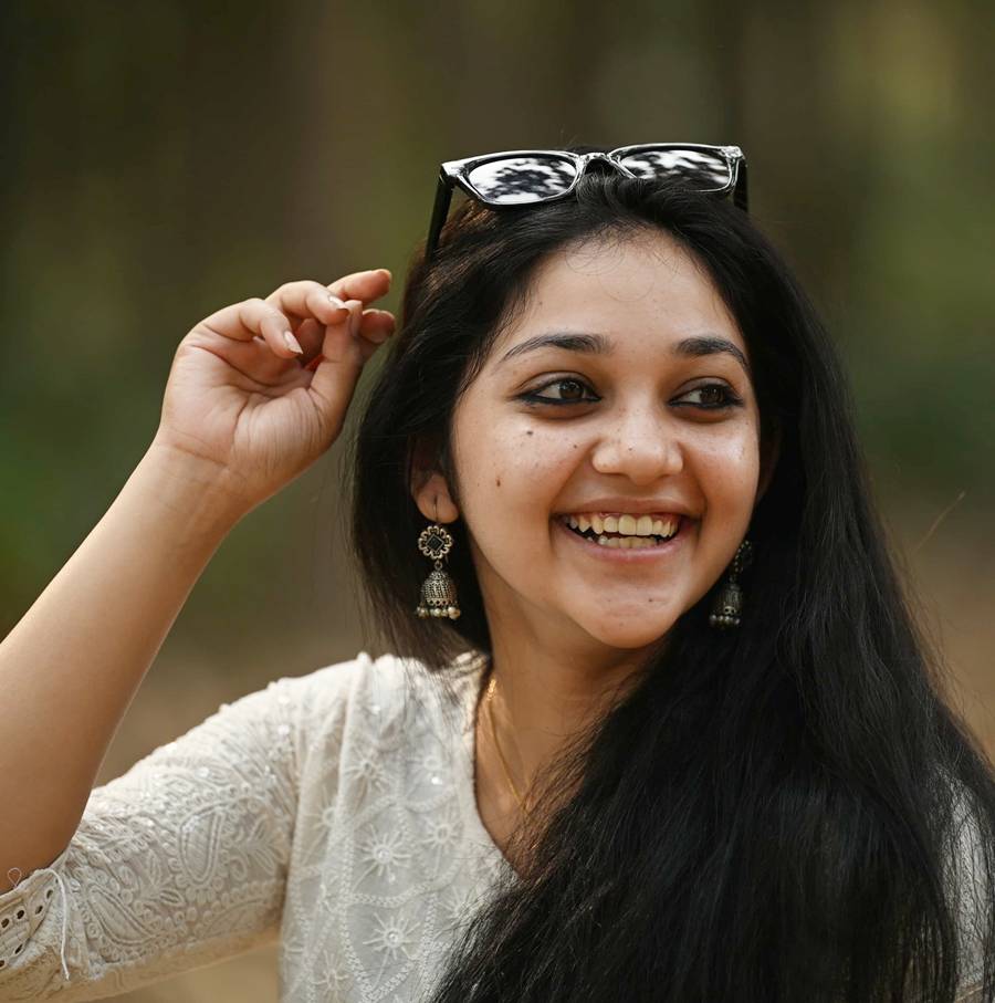 মঞ্চ-পর্দায় অনায়াস শিরিণ পাল।